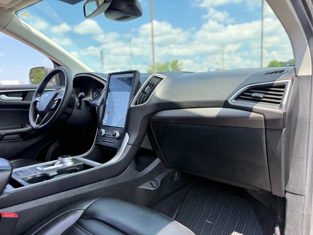 Certified 2024 Ford Edge SEL w/ Convenience Package AWD/4WD image 13