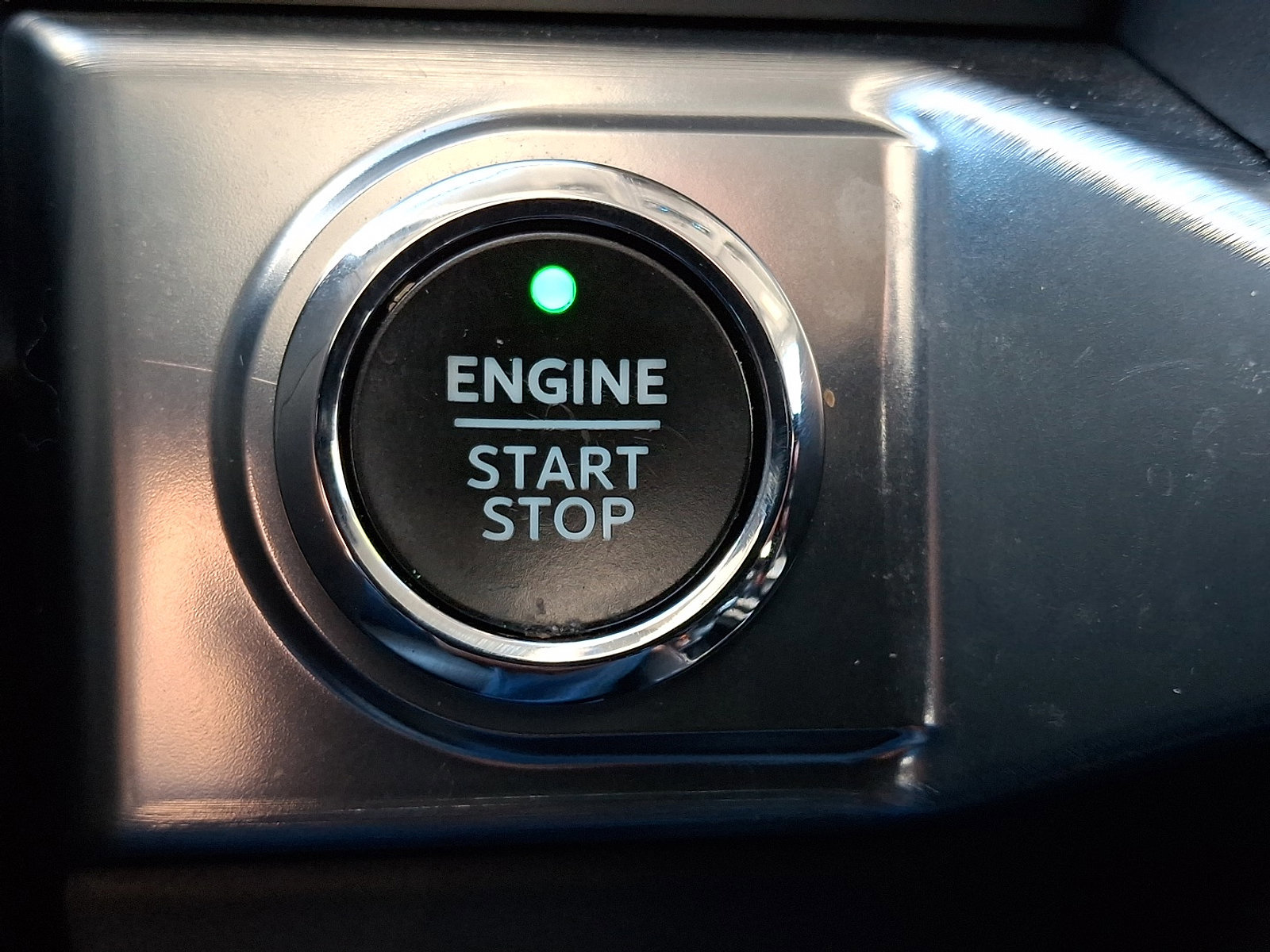 Certified 2022 Ford F150 Lariat w/ Equipment Group 502A High image 24