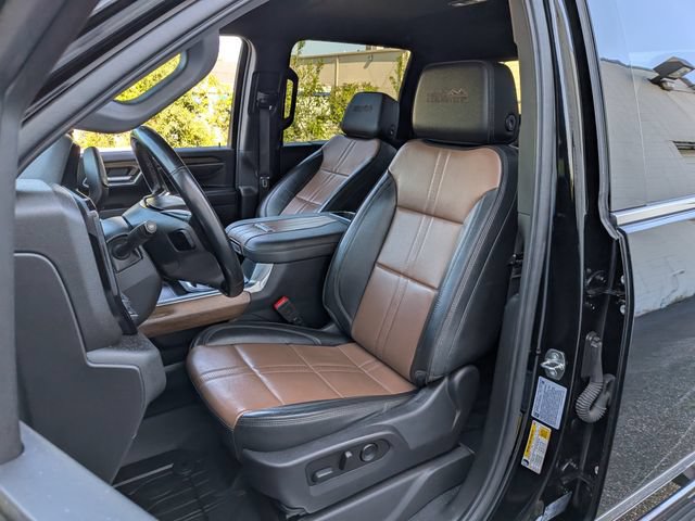 Used 2024 Chevrolet Silverado 3500 High Country w/ Technology Package AWD/4WD image 15