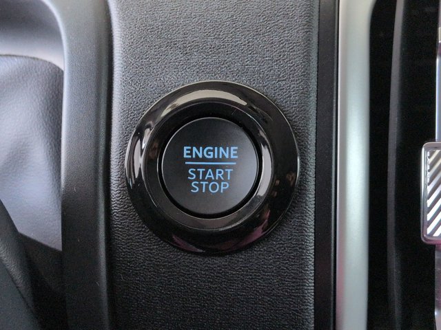 Certified 2025 Ford Expedition Active AWD/4WD image 27