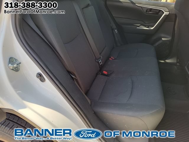 Used 2022 Toyota RAV4 LE FWD image 24