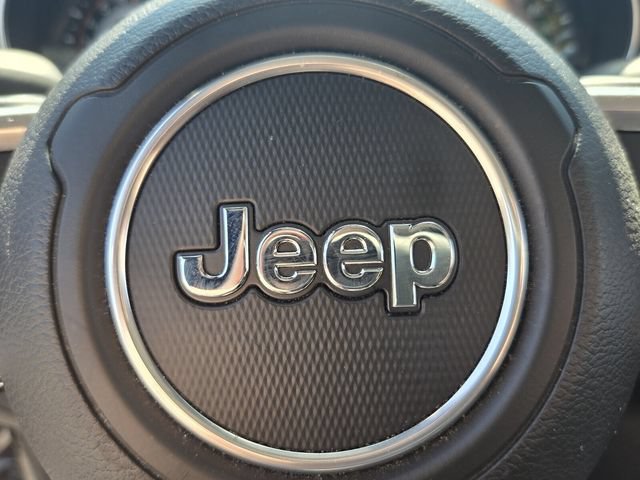 Used 2020 Jeep Gladiator Sport w/ Quick Order Package 24S AWD/4WD image 32