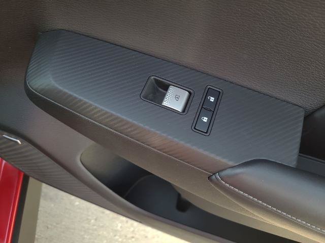 Used 2025 Mitsubishi Outlander SE AWD/4WD image 9