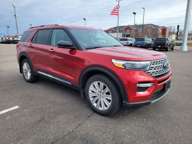 Certified 2024 Ford Explorer Limited w/ Limited Technology Package AWD/4WD image 3