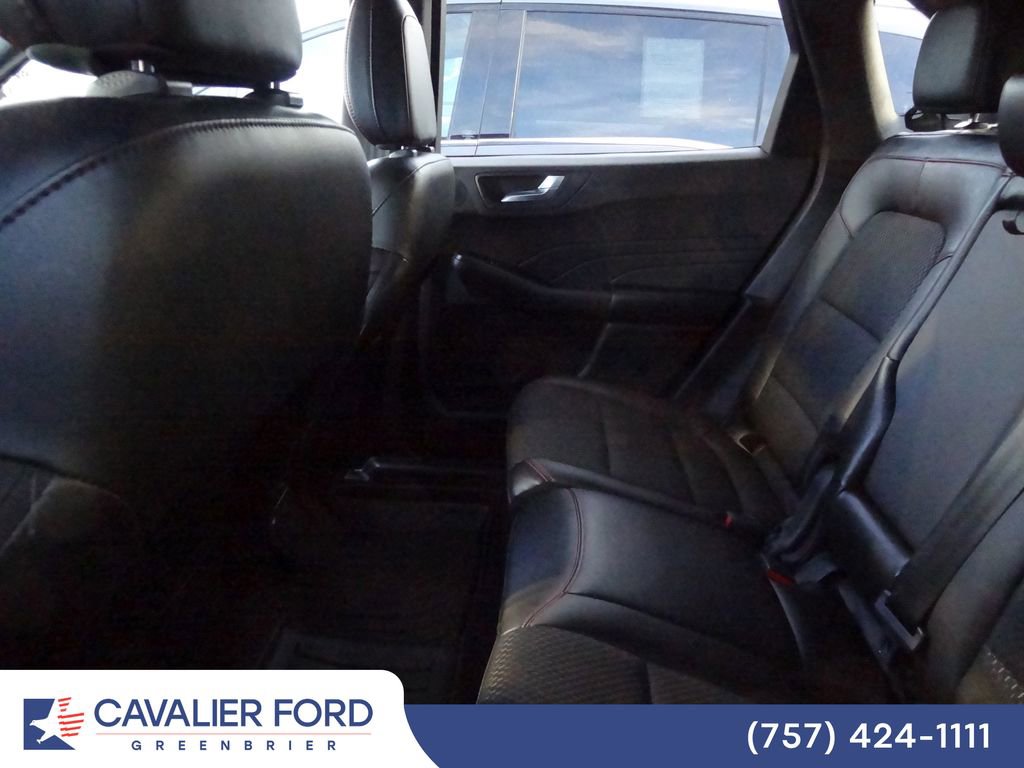 Certified 2023 Ford Escape ST-Line Select w/ Tech Pack #2 AWD/4WD image 9