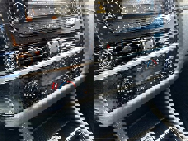 Used 2024 Nissan Pathfinder Platinum image 35