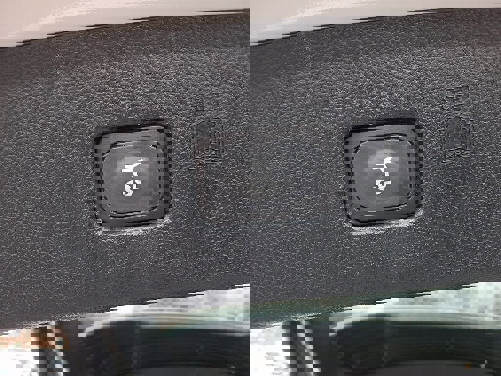 Certified 2022 Ford Edge SEL w/ Convenience Package image 29