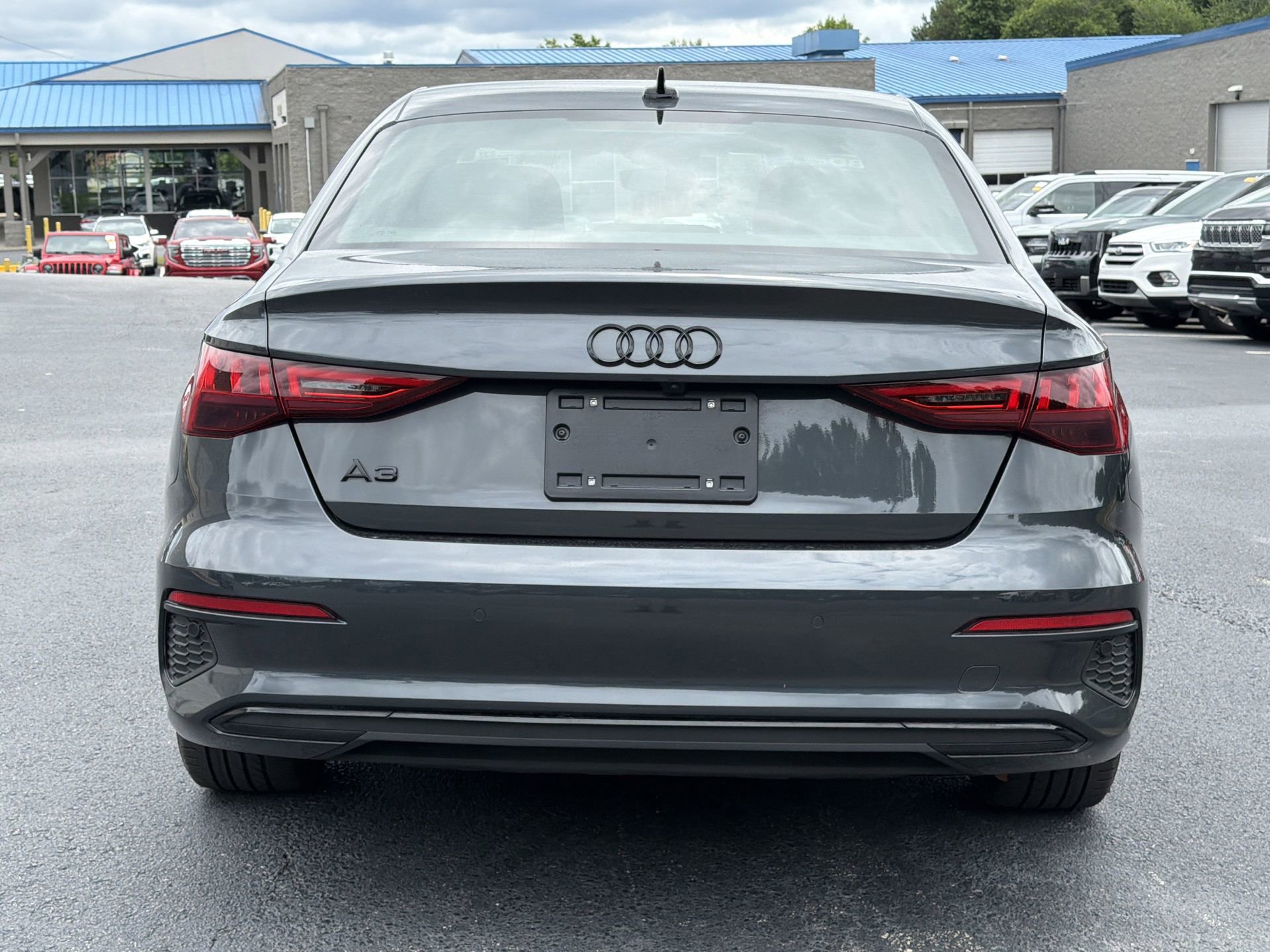 Used 2023 Audi A3 2.0T Premium Plus w/ Premium Plus Package FWD image 3