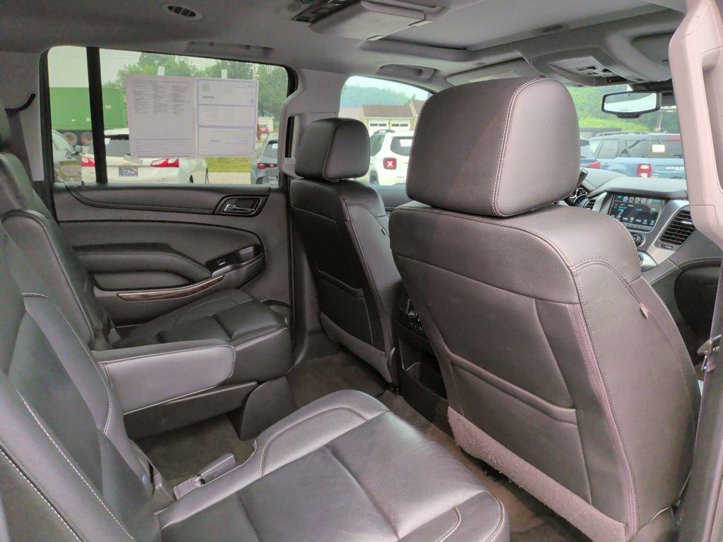Used 2017 Chevrolet Suburban LT AWD/4WD image 17