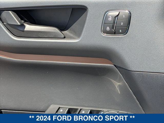 Certified 2024 Ford Bronco Sport Outer Banks AWD/4WD image 11