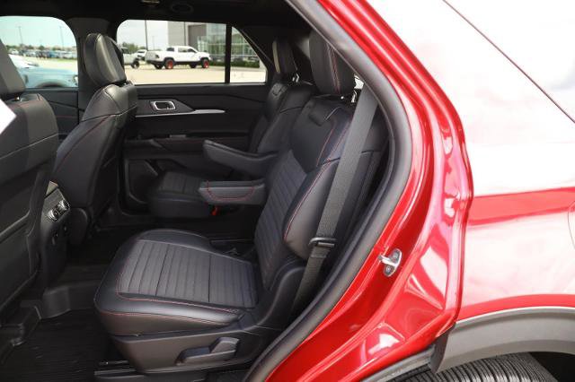 Certified 2025 Ford Explorer ST-Line w/ Premium Package AWD/4WD image 33