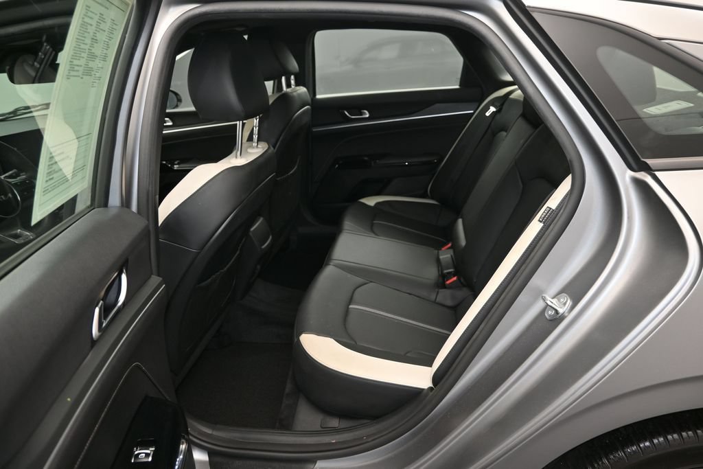 Used 2025 Kia K5 GT-Line w/ GT-Line Premium Package FWD image 15