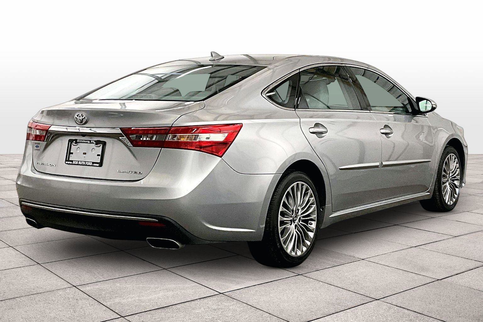 Used 2017 Toyota Avalon Limited w/ All Weather Liner Package image 11