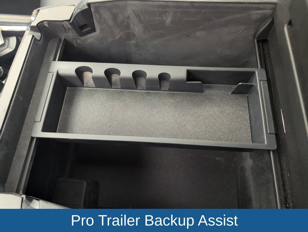 Certified 2023 Ford Expedition Platinum image 46