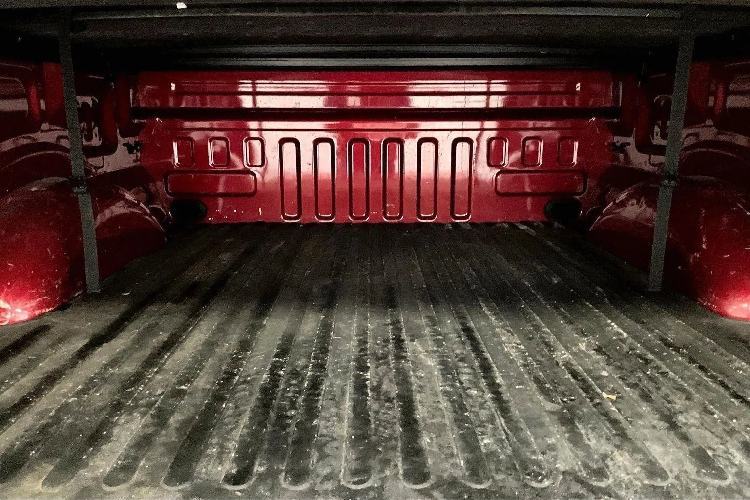 Certified 2022 Ford F150 XLT w/ Equipment Group 302A High image 32