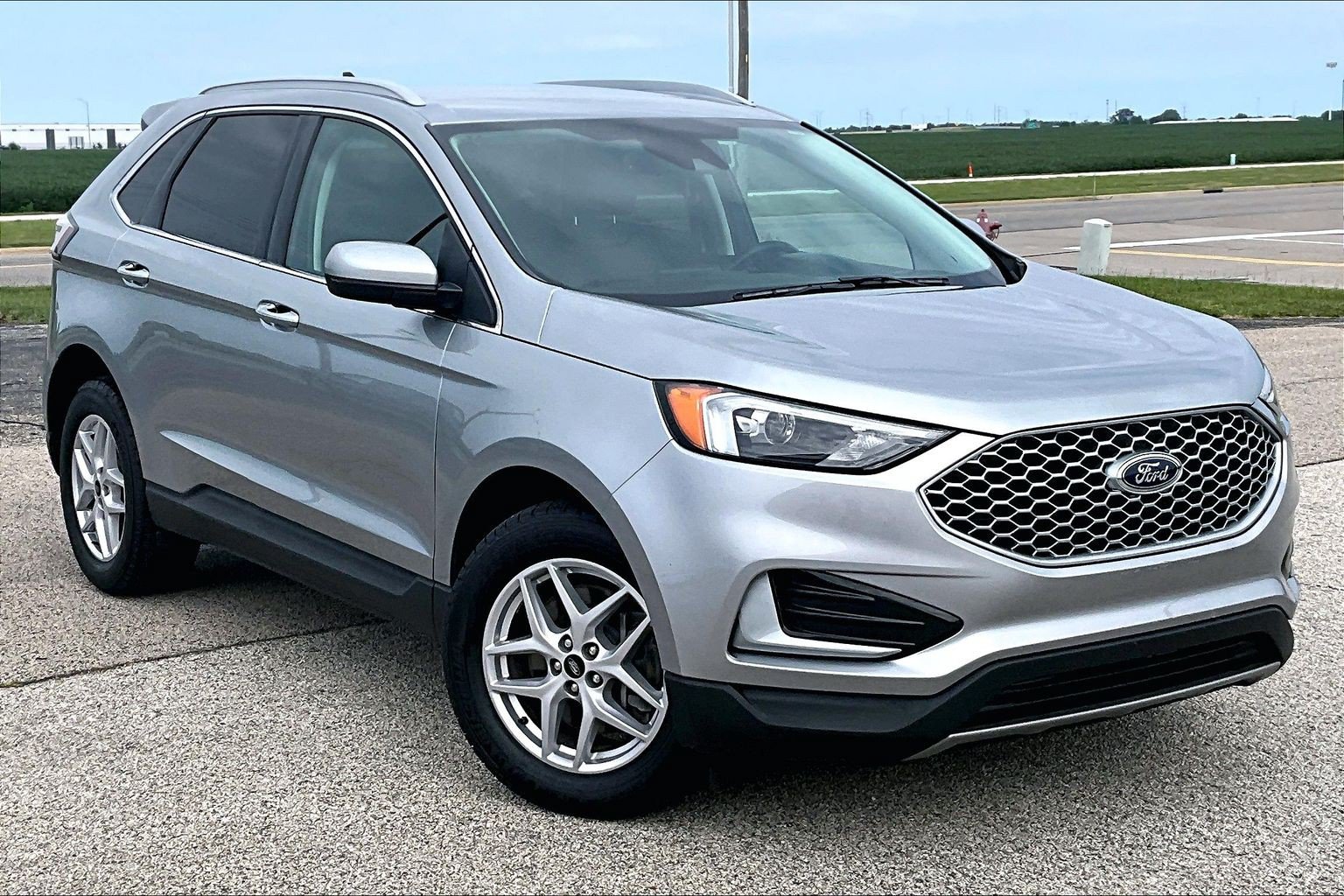 Certified 2024 Ford Edge SEL AWD/4WD image 36