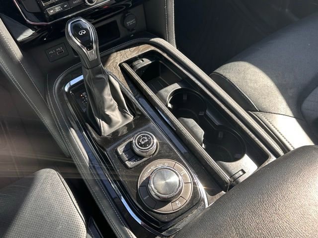 Used 2021 INFINITI QX80 Luxe image 34