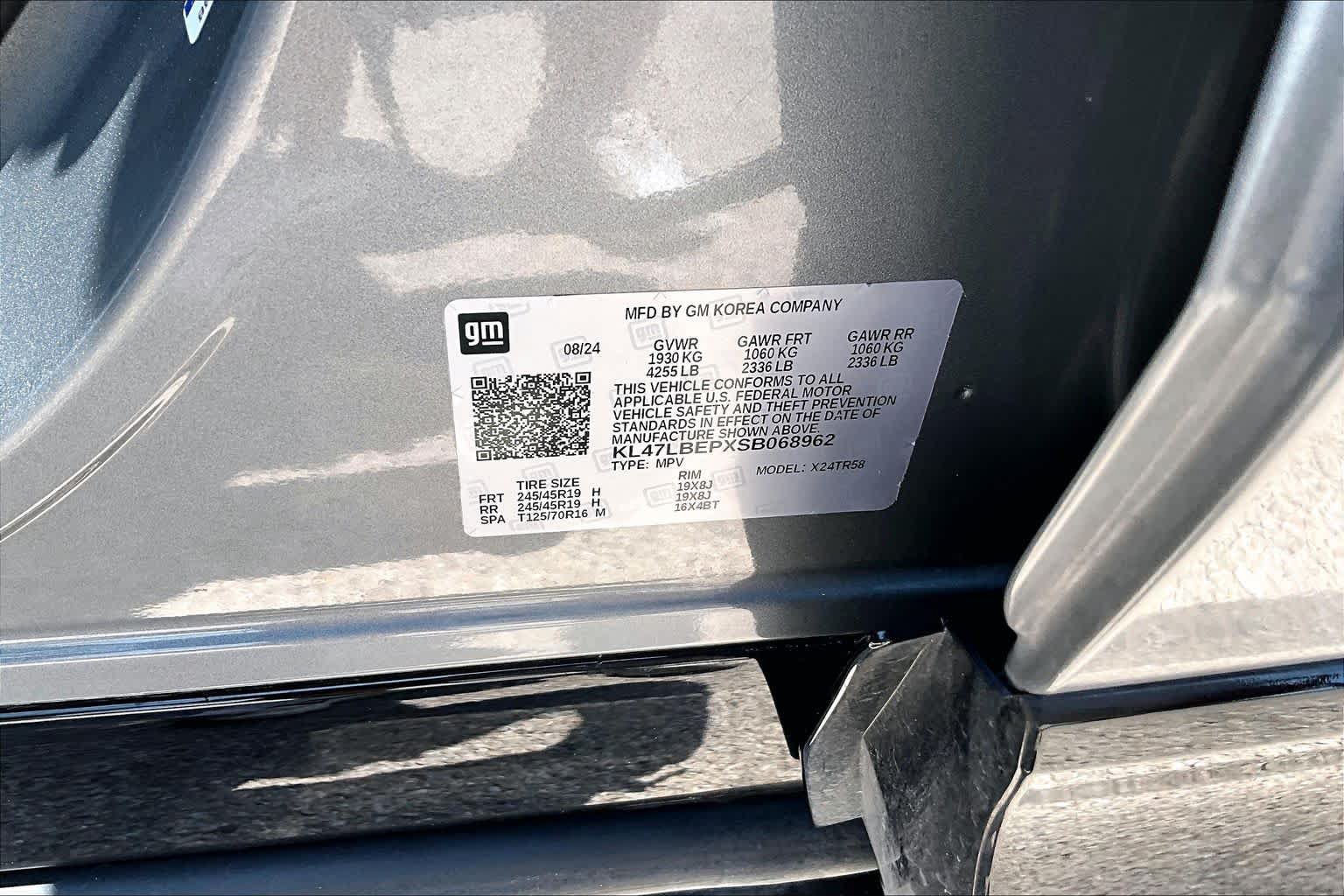 Used 2025 Buick Envista Sport Touring w/ Experience Buick Package FWD image 35