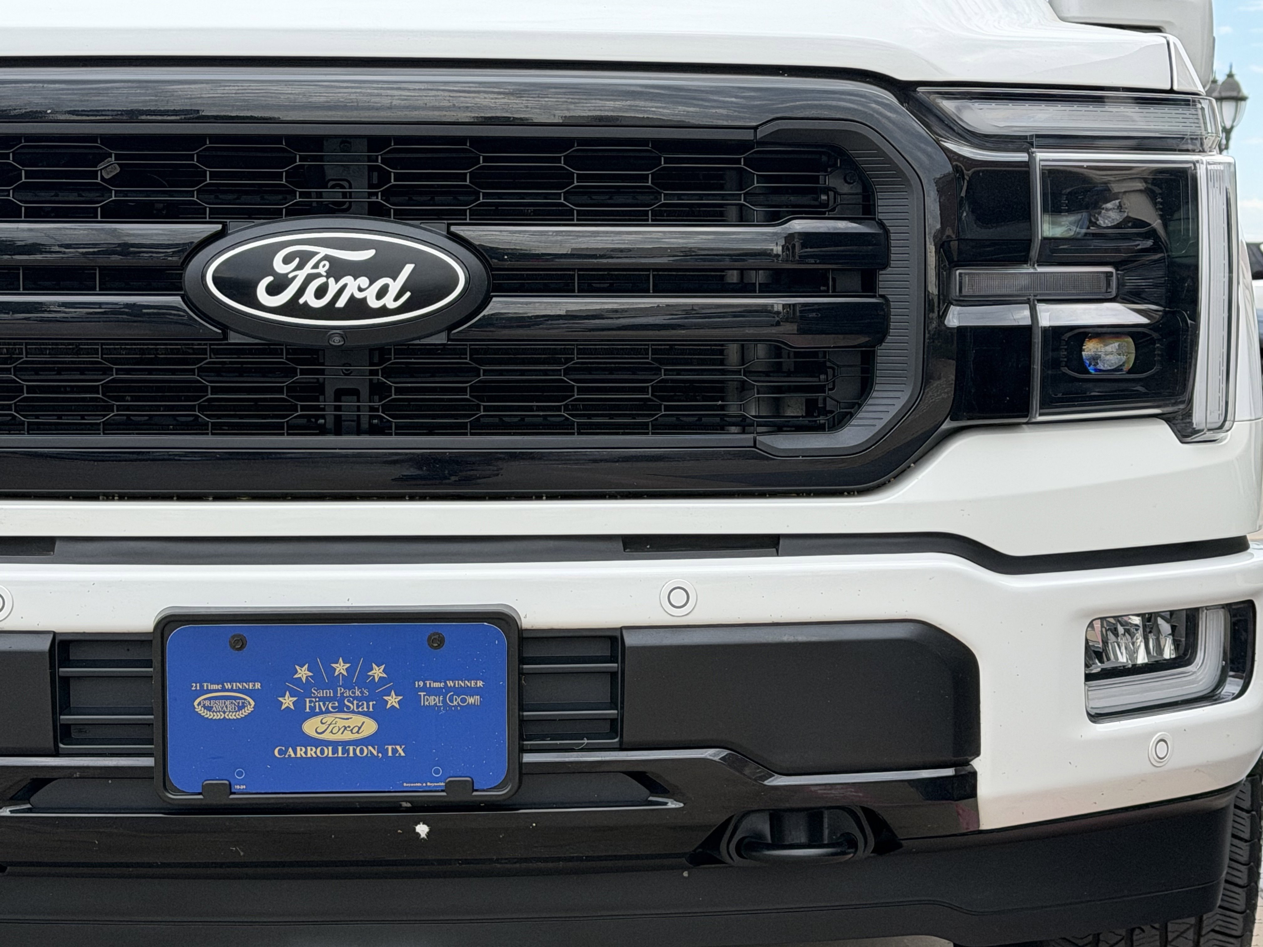 Certified 2024 Ford F150 Lariat w/ Bed Utility Package AWD/4WD image 9