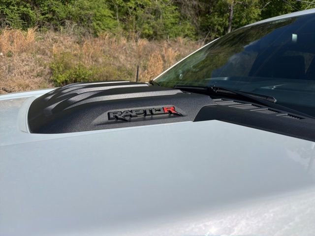 Certified 2025 Ford F150 Raptor w/ Equipment Group 803A Raptor R AWD/4WD image 8