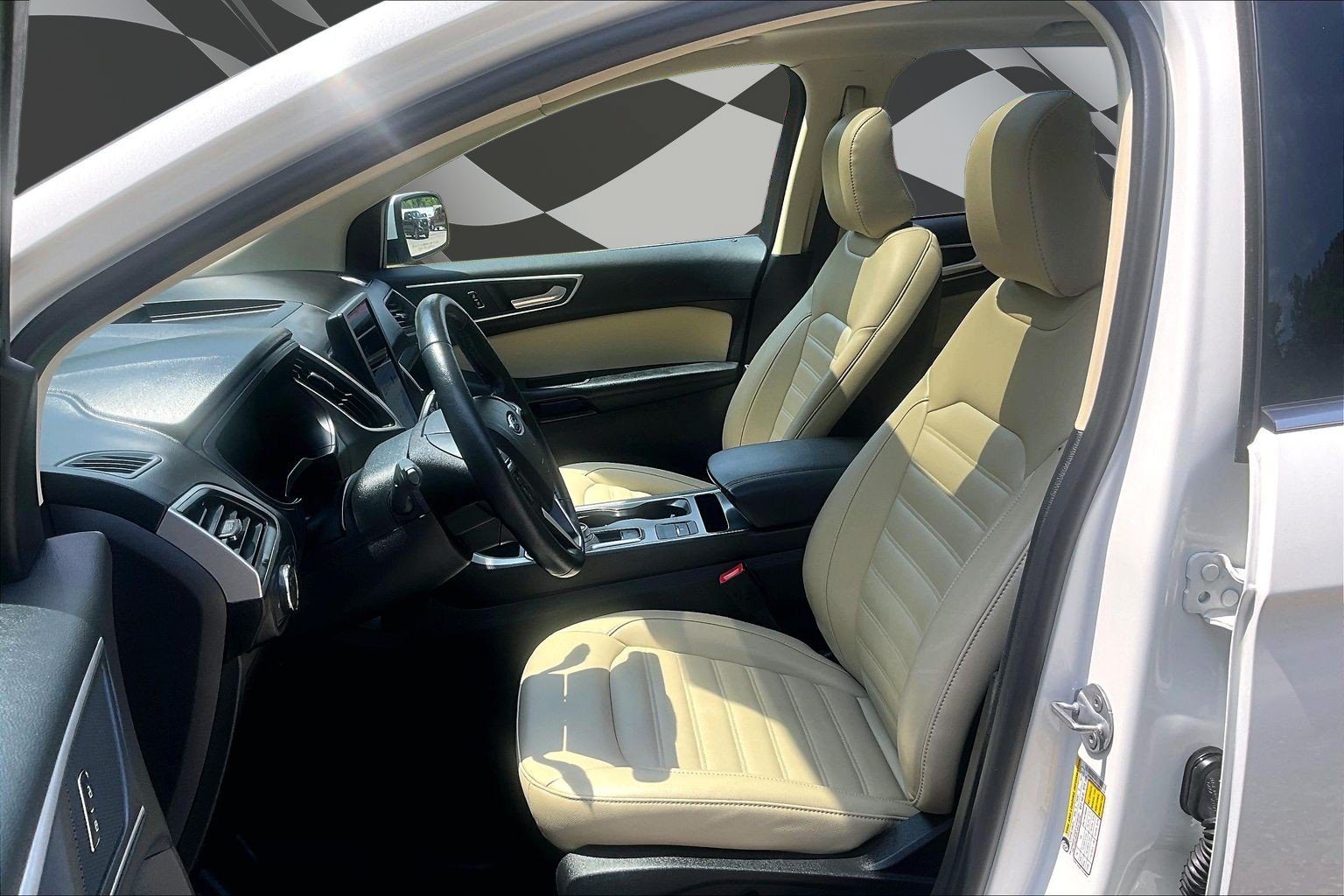 Certified 2022 Ford Edge SEL w/ Convenience Package AWD/4WD image 25