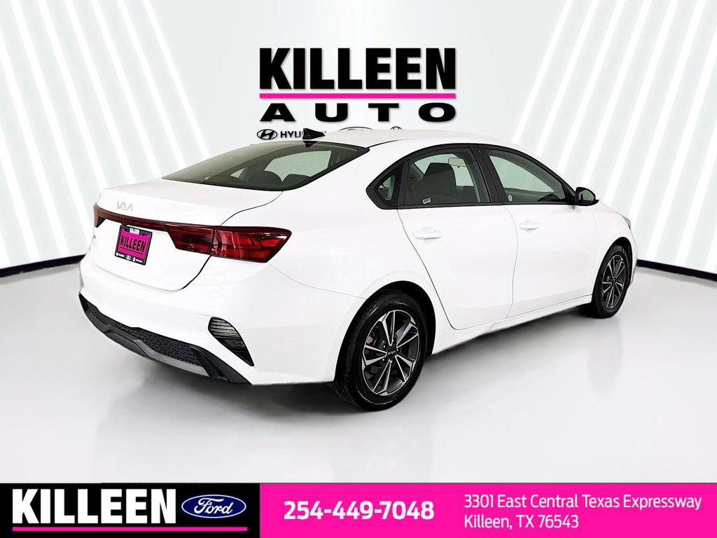 Used 2024 Kia Forte LXS FWD image 9