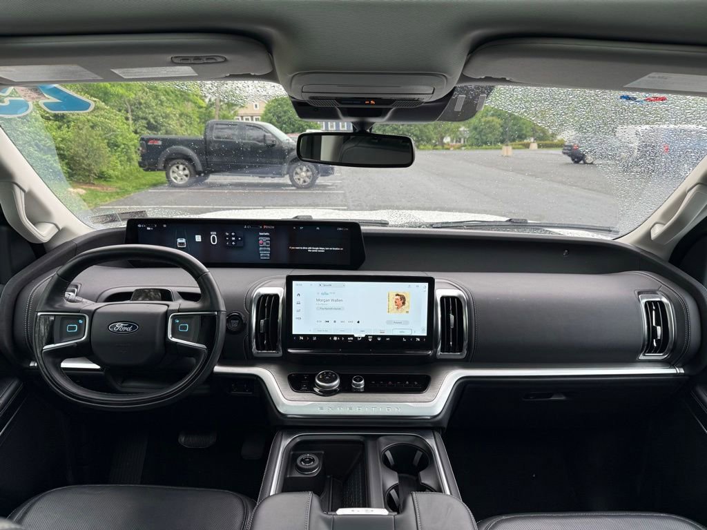 Certified 2025 Ford Expedition Max Platinum AWD/4WD image 15