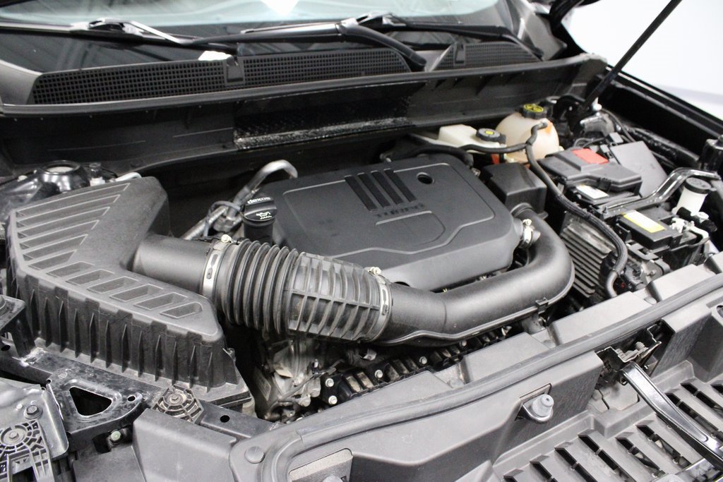 Used 2023 GMC Acadia SLE w/ Driver Convenience Package image 12