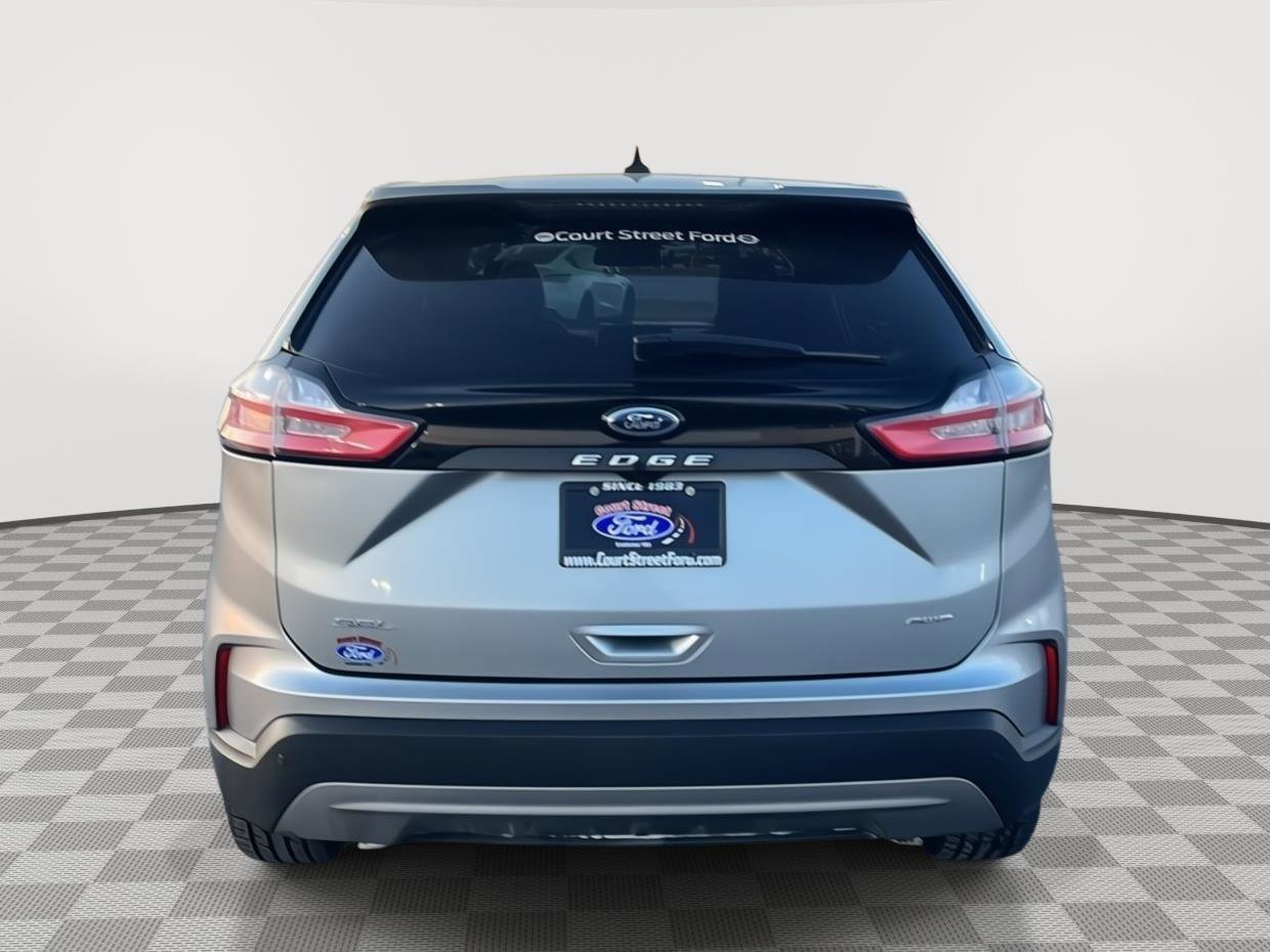 Certified 2024 Ford Edge SEL w/ Convenience Package image 4