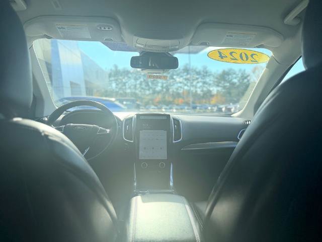 Certified 2024 Ford Edge Titanium image 18