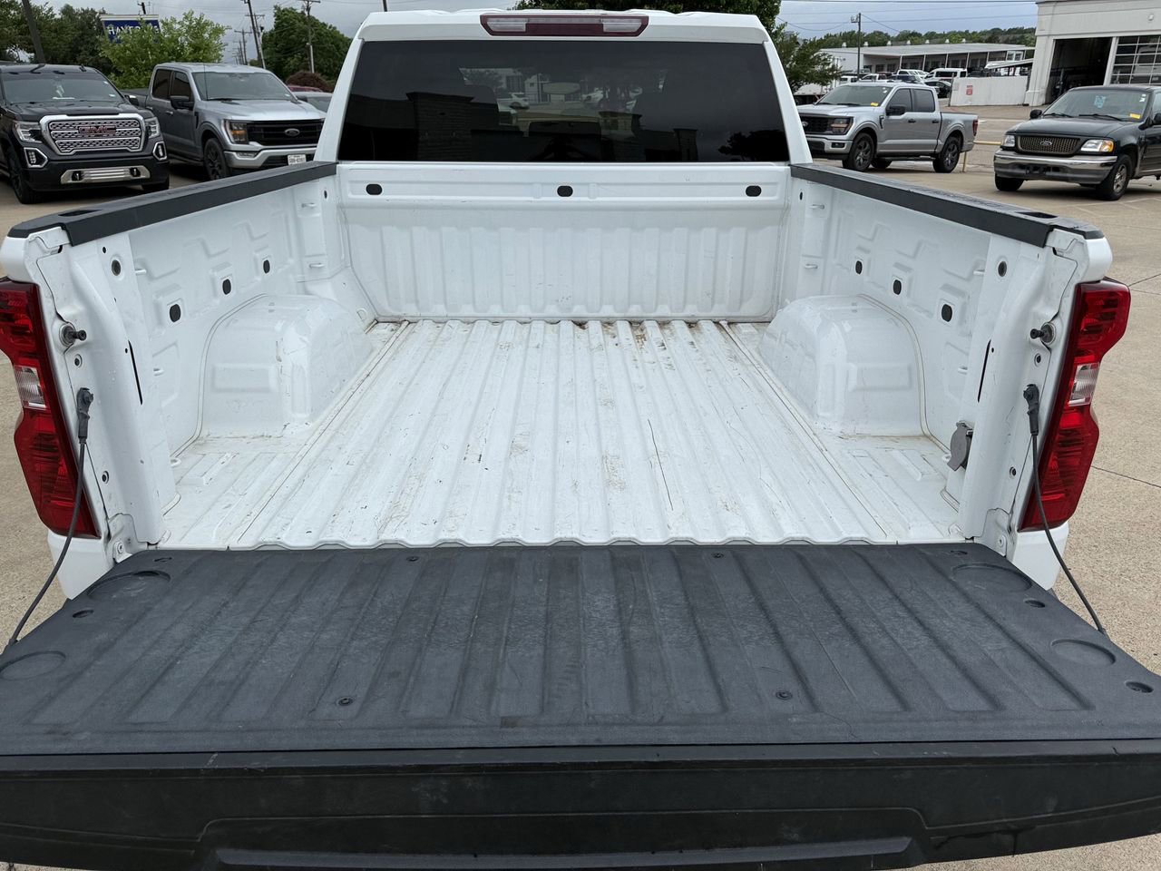 Used 2022 Chevrolet Silverado 1500 LT RWD image 28