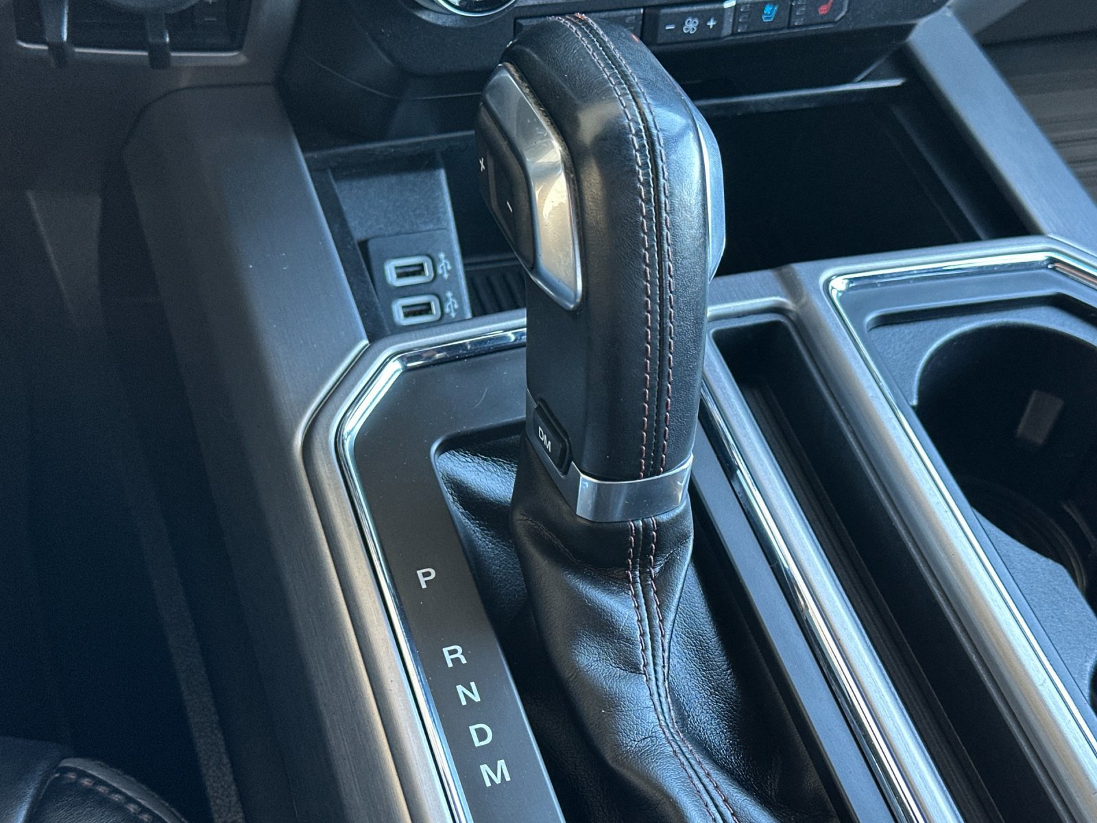 Certified 2019 Ford F150 Platinum w/ Equipment Group 701A Luxury image 21