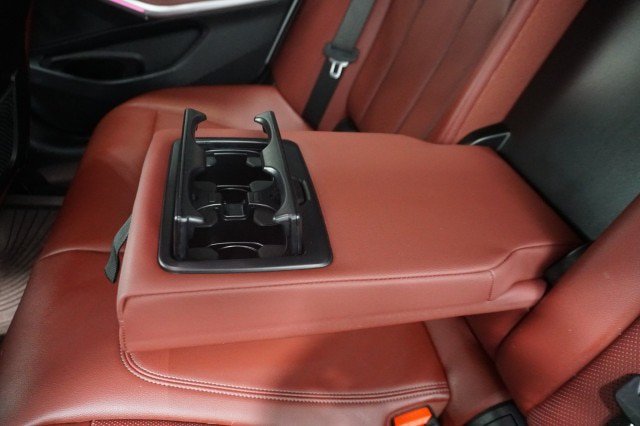 Used 2023 BMW 330i Sedan w/ M Sport Package RWD image 17