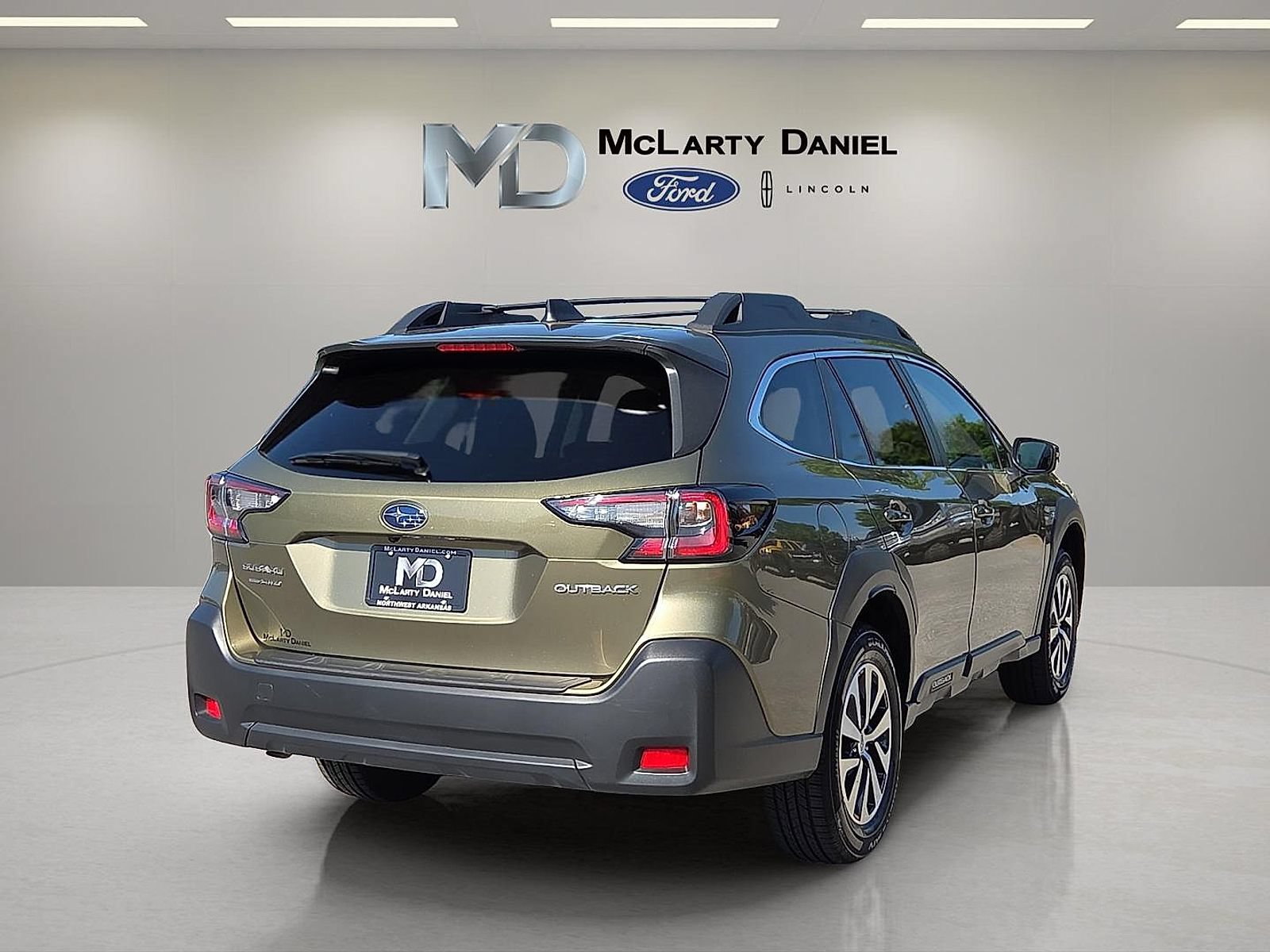 Used 2024 Subaru Outback Premium AWD/4WD image 5