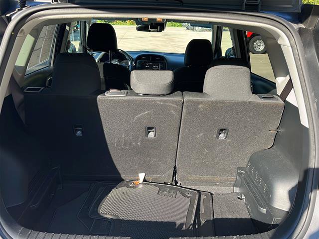 Used 2025 Kia Soul LX w/ LX Technology Package FWD image 22