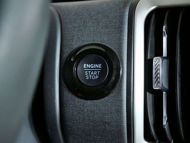 Certified 2025 Ford Expedition Active AWD/4WD image 33