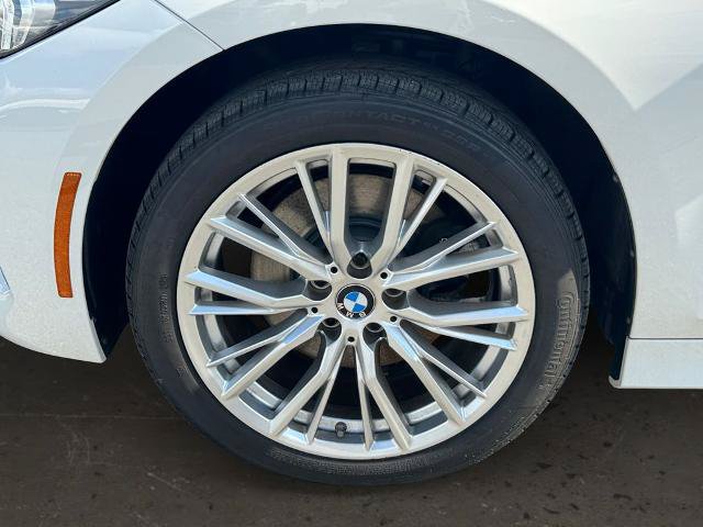 Used 2023 BMW 330i xDrive Sedan w/ Driving Assistance Package AWD/4WD image 26