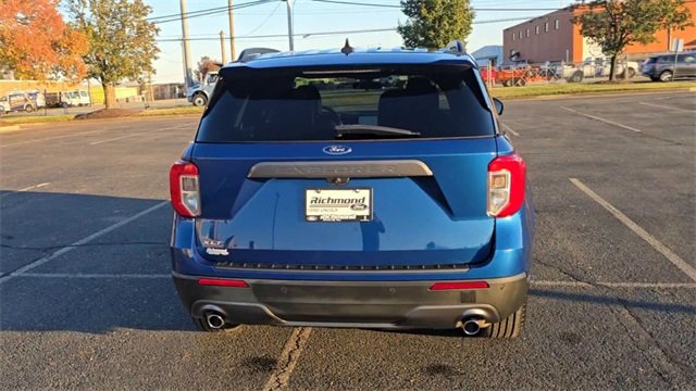 Certified 2022 Ford Explorer XLT w/ Equipment Group 202A image 8