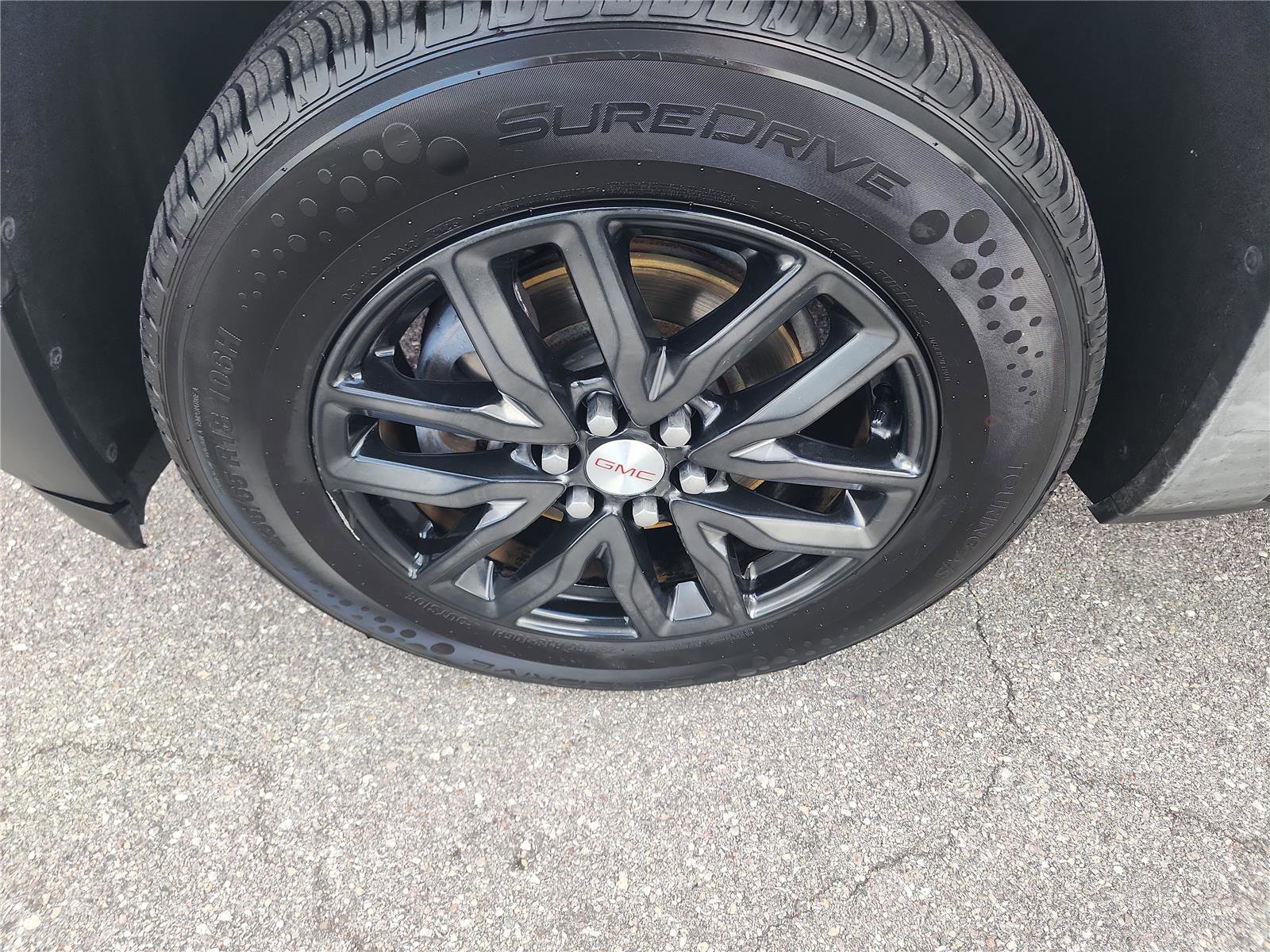 Used 2019 GMC Acadia SLT image 9