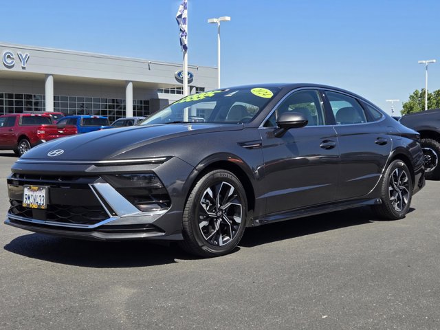 Used 2024 Hyundai Sonata SEL FWD image 8