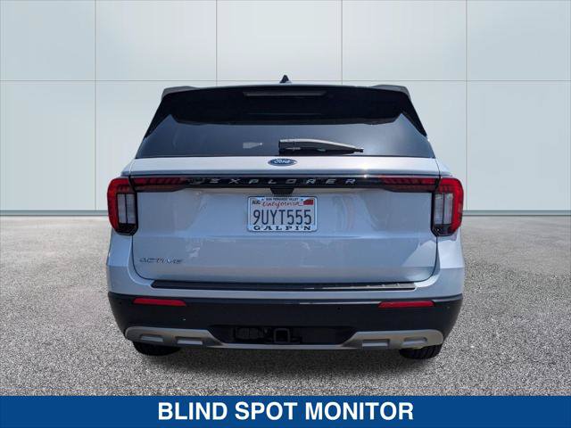 Certified 2025 Ford Explorer Active w/ Active Comfort Package RWD image 4