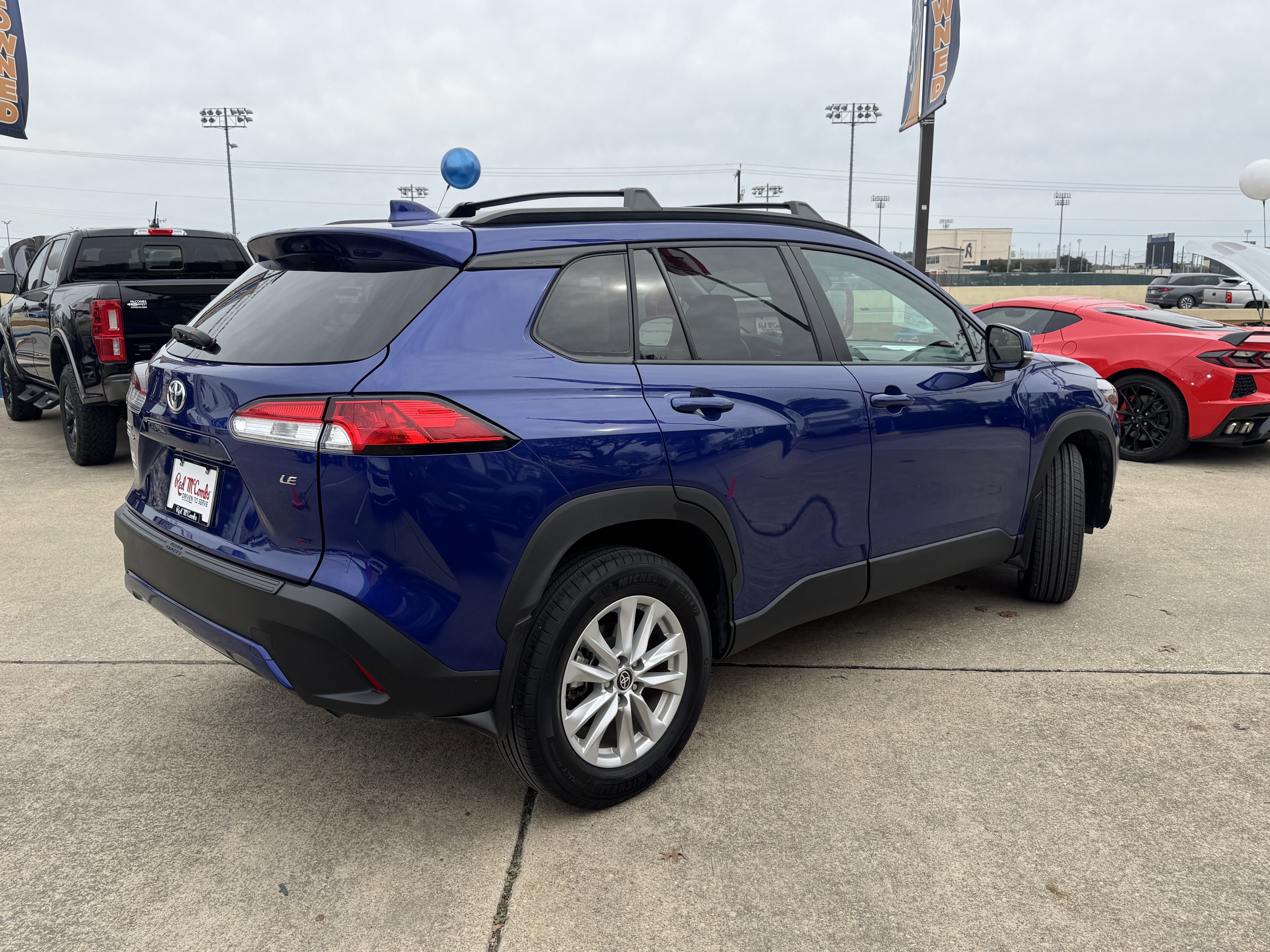 Used 2024 Toyota Corolla Cross LE image 3