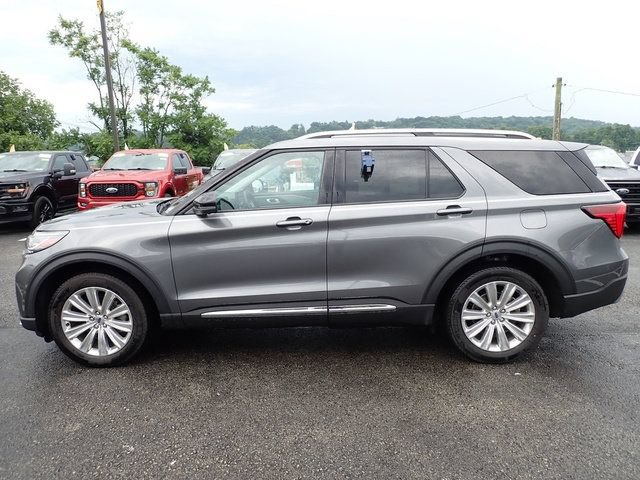 Certified 2025 Ford Explorer Platinum w/ LUX Leather Package AWD/4WD image 2