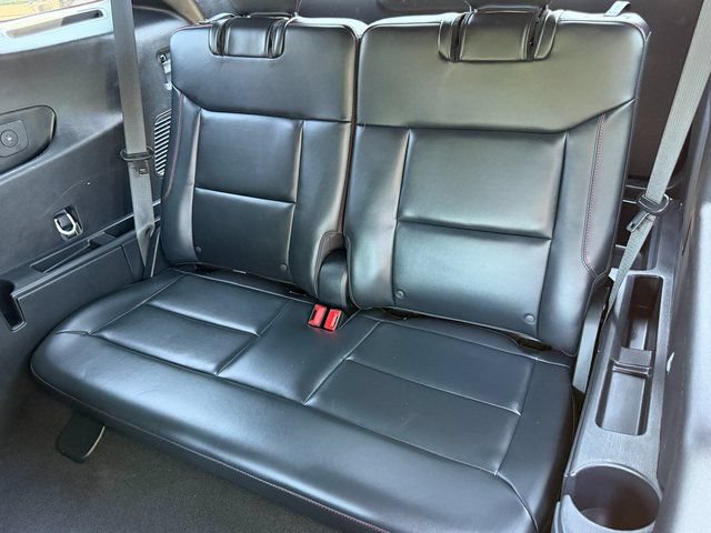 Certified 2025 Ford Explorer ST-Line AWD/4WD image 40