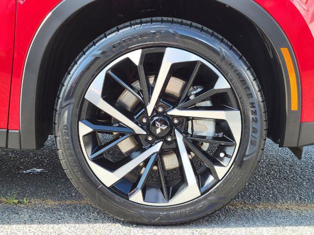 Used 2023 Mitsubishi Outlander SE image 11