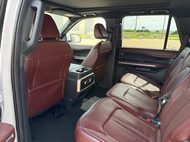 Certified 2024 Ford Expedition Limited AWD/4WD image 4