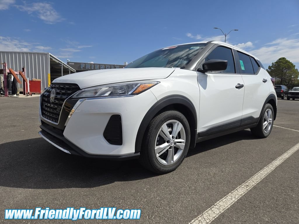 Used 2024 Nissan Kicks S FWD image 2