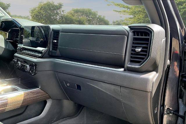 Used 2023 Chevrolet Silverado 1500 LT w/ Protection Package AWD/4WD image 16