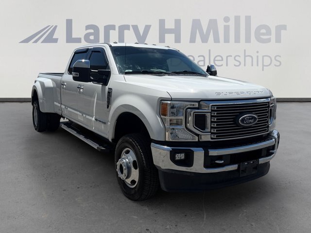 Certified 2020 Ford F350 XLT w/ XLT Premium Package AWD/4WD image 7