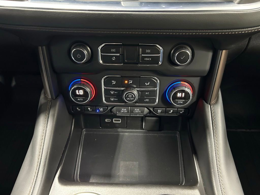 Used 2021 Chevrolet Suburban High Country AWD/4WD image 25